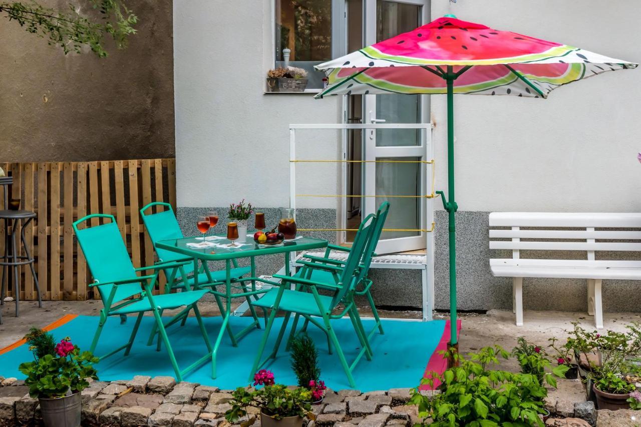 Urban Garden Apartment Sofia Exterior foto